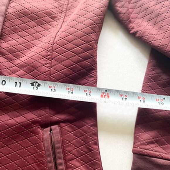 The North Face Jacket Womens Small Recover Up Quilted Garnet Hooded Maroon - Picture 13 of 16